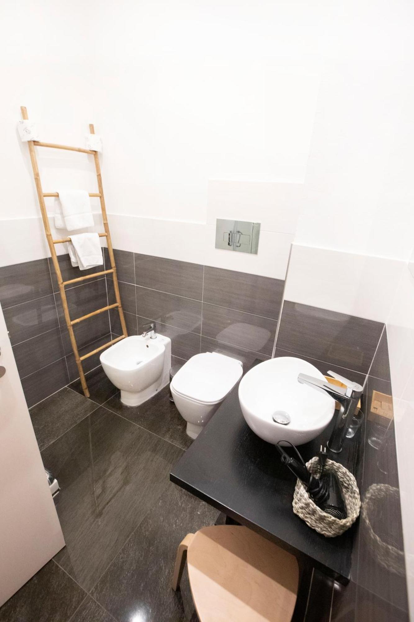 Hall Inn B&B In Chiostro Neapol Zewnętrze zdjęcie